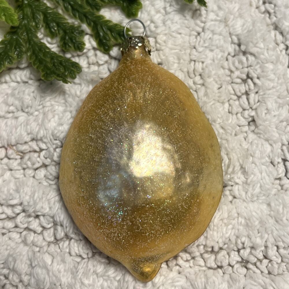 Vintage Set of 2 Lemon & Strawberry Glass Glitter Half Fruit Ornaments - Picture 3 of 13